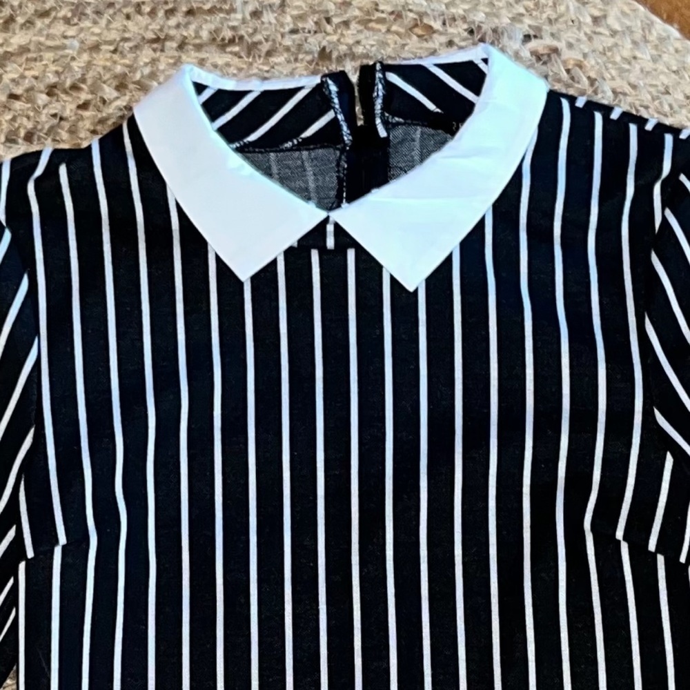 Revamped
Black White Pinstripe Collared Dress M
Wednesday Addams Goth - Picture 14 of 15